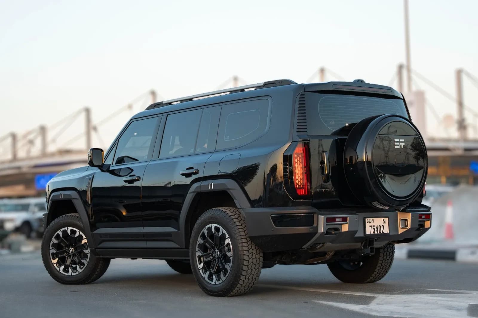 Jetour Jetour G700 Flagship - Luxury rental car (2025) - image 5