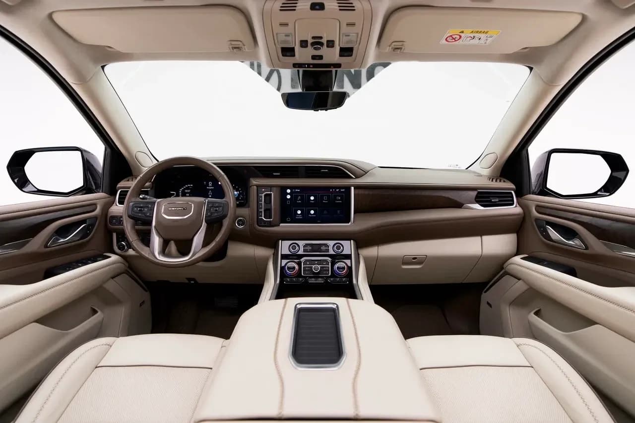 GMC GMC Yukon - Luxury rental car (2024) - image 5