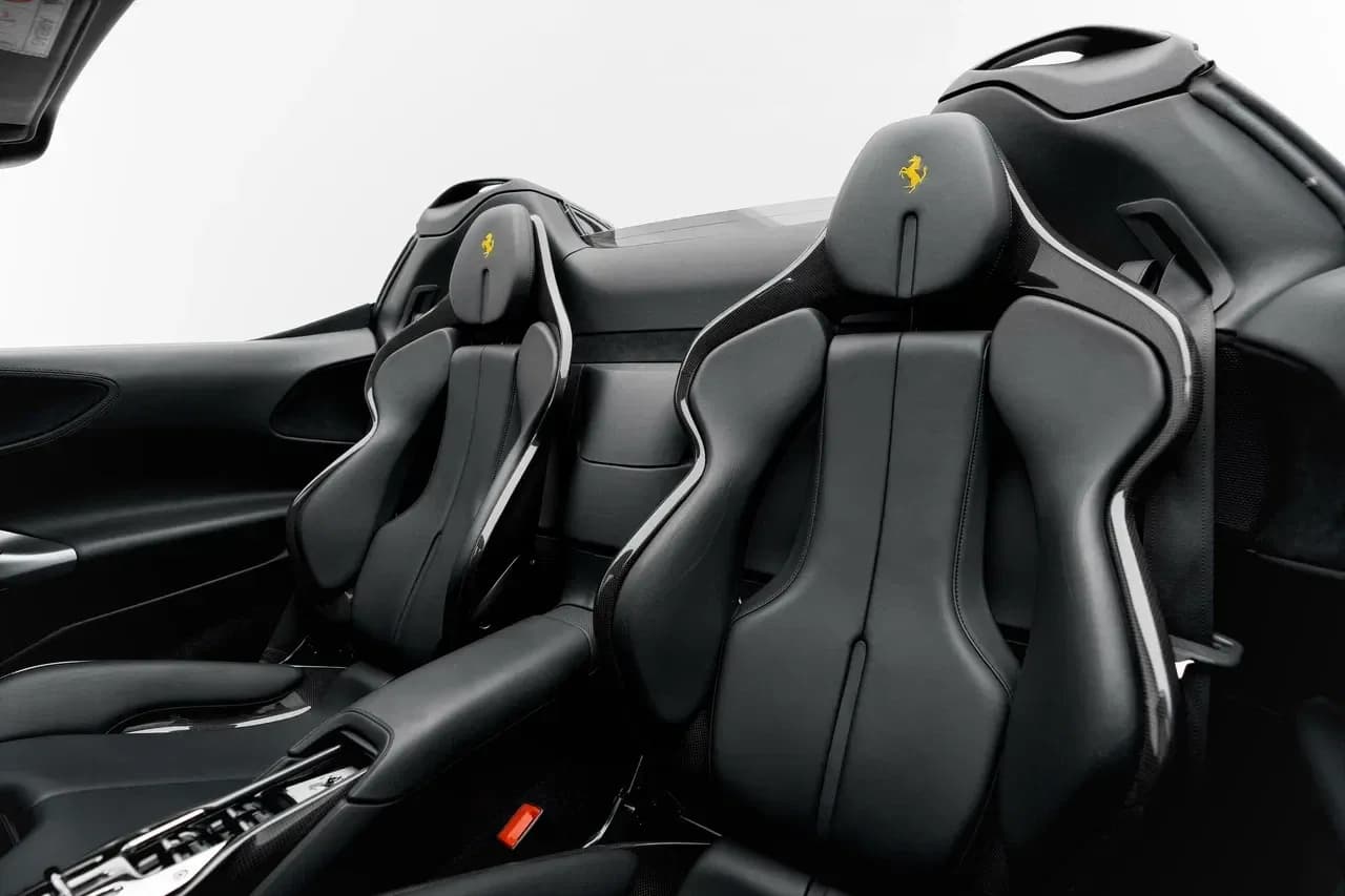 Ferrari Ferrari Sf90 - Sports rental car (2023) - image 5