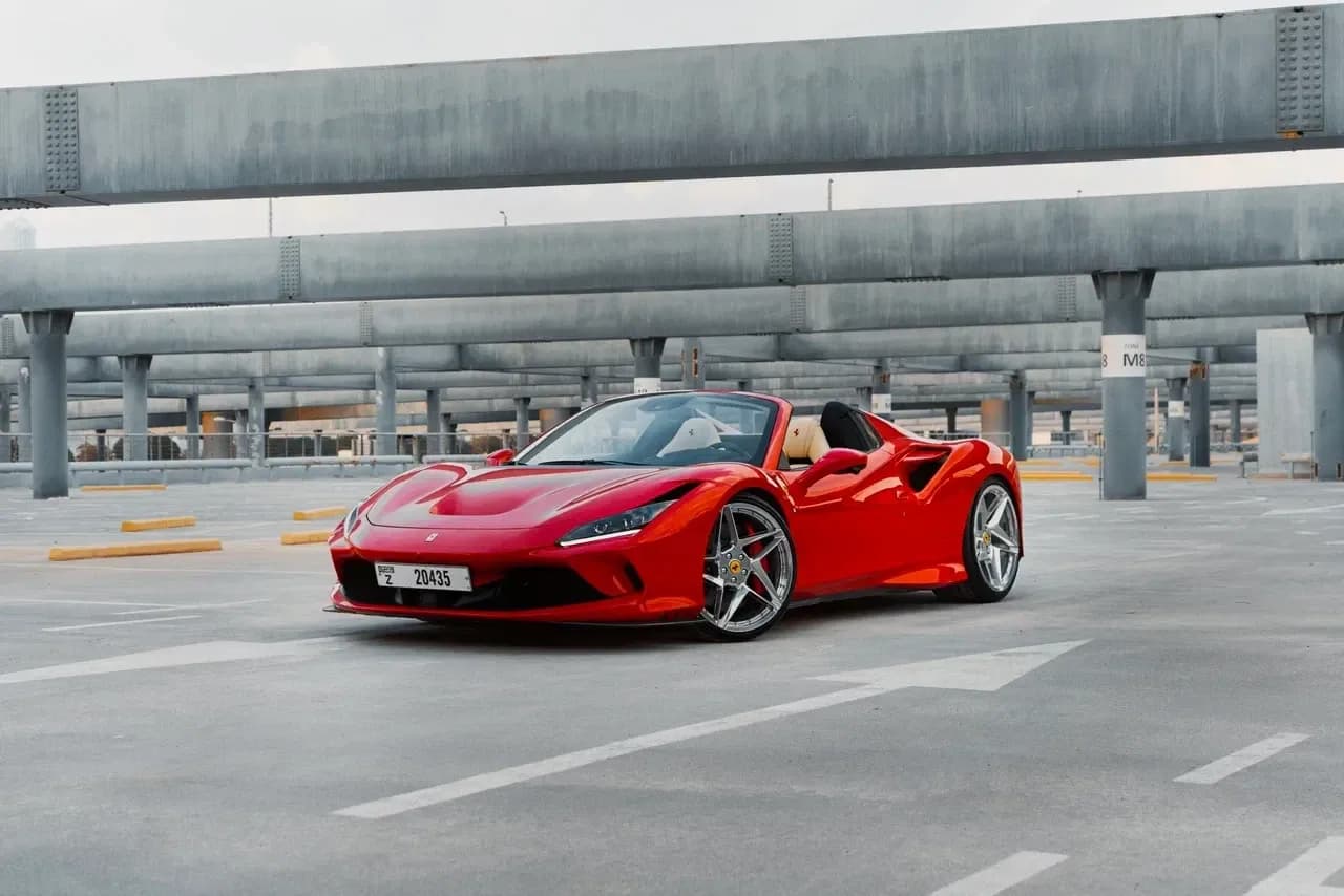 Ferrari Ferrari F8 Spider - Sports rental car (2022) - image 1