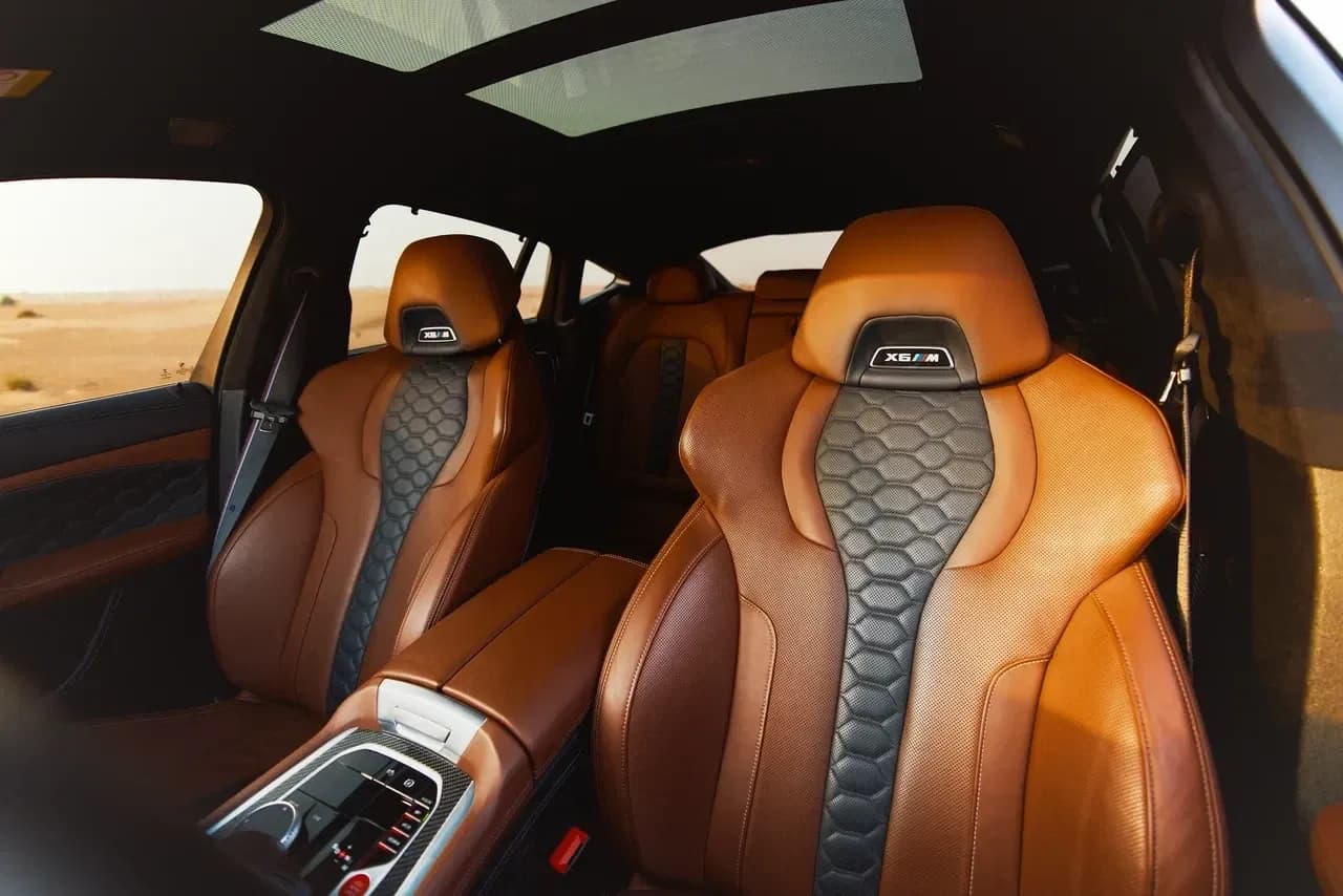 BMW BMW X6 M Competition - Luxury rental car (2022) - image 6