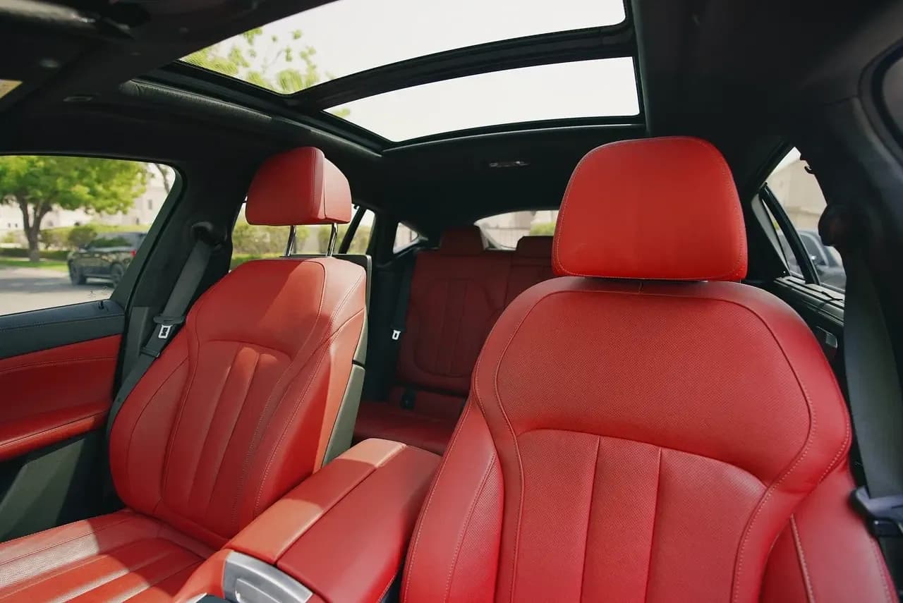 BMW BMW X6m - Sports rental car (2022) - image 6