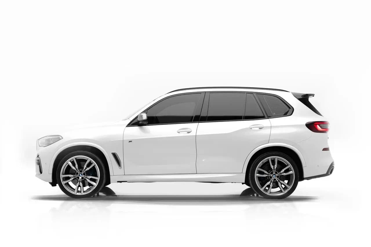 BMW BMW X5 - Luxury rental car (2025) - image 2