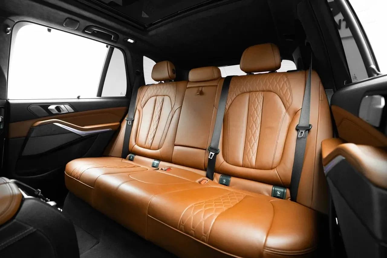 BMW BMW X5 - Luxury rental car (2025) - image 8