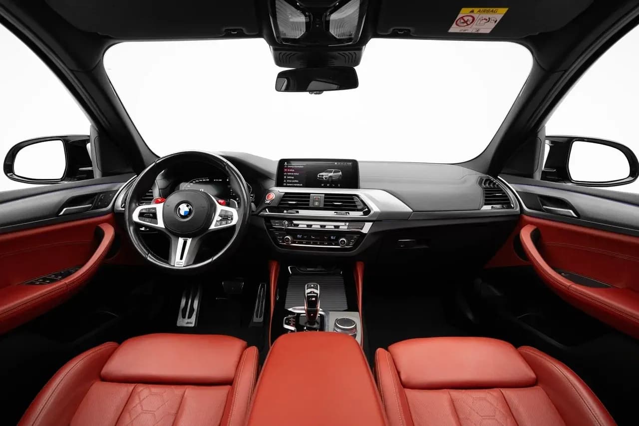 BMW BMW 3 Series - Sports rental car (2022) - image 5