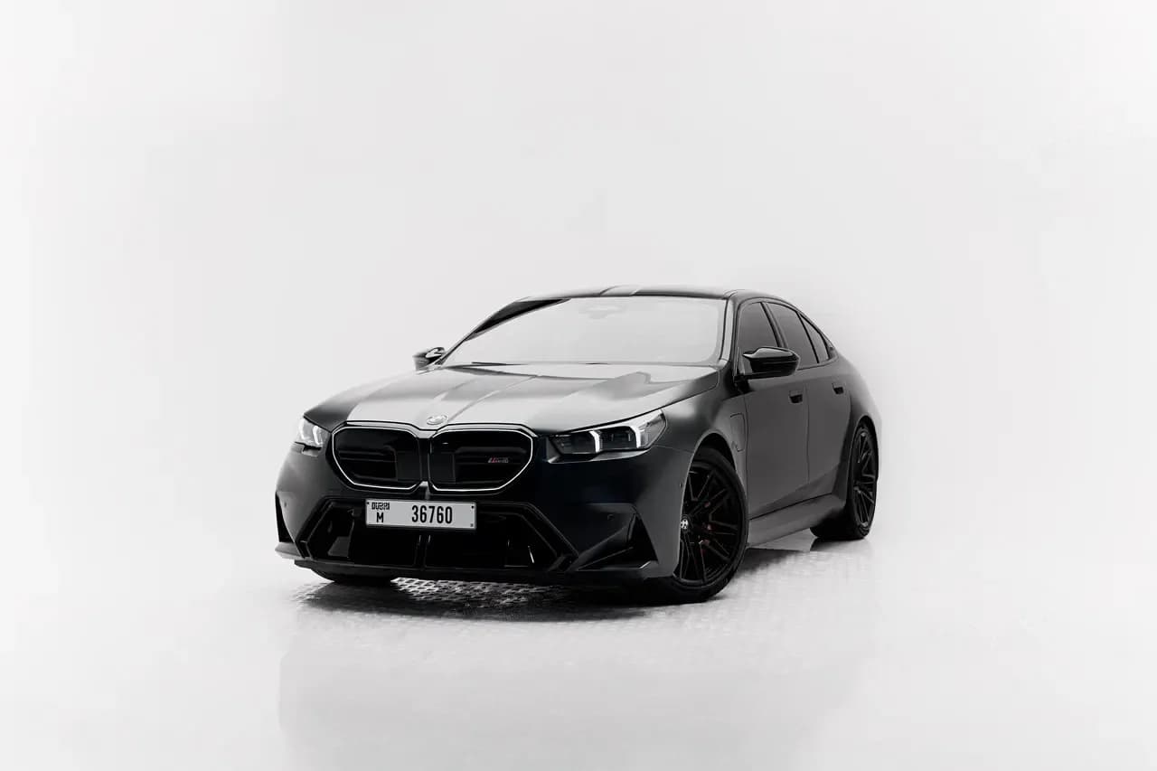 BMW BMW M5 - Luxury rental car (2025) - image 1