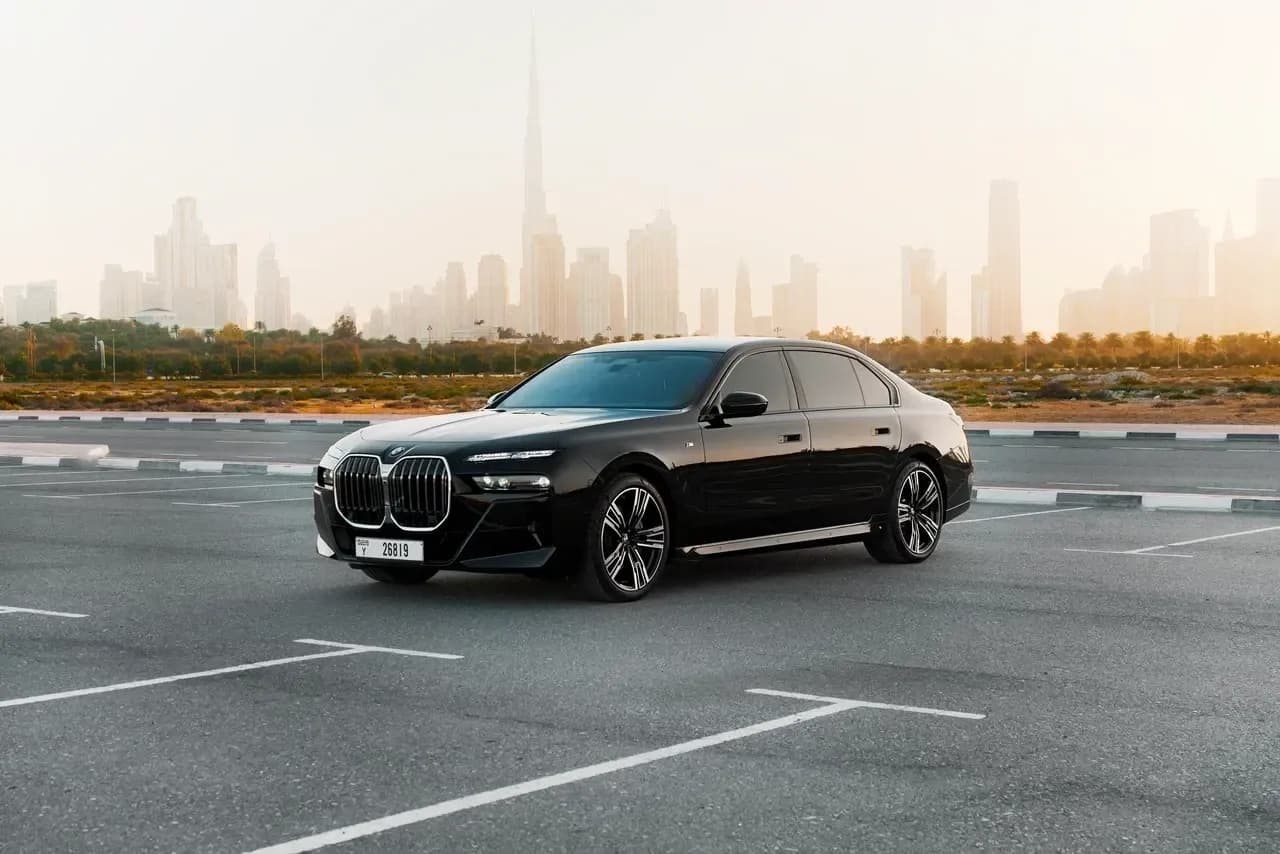 BMW BMW 7 Series - Luxury rental car (2024) - image 1