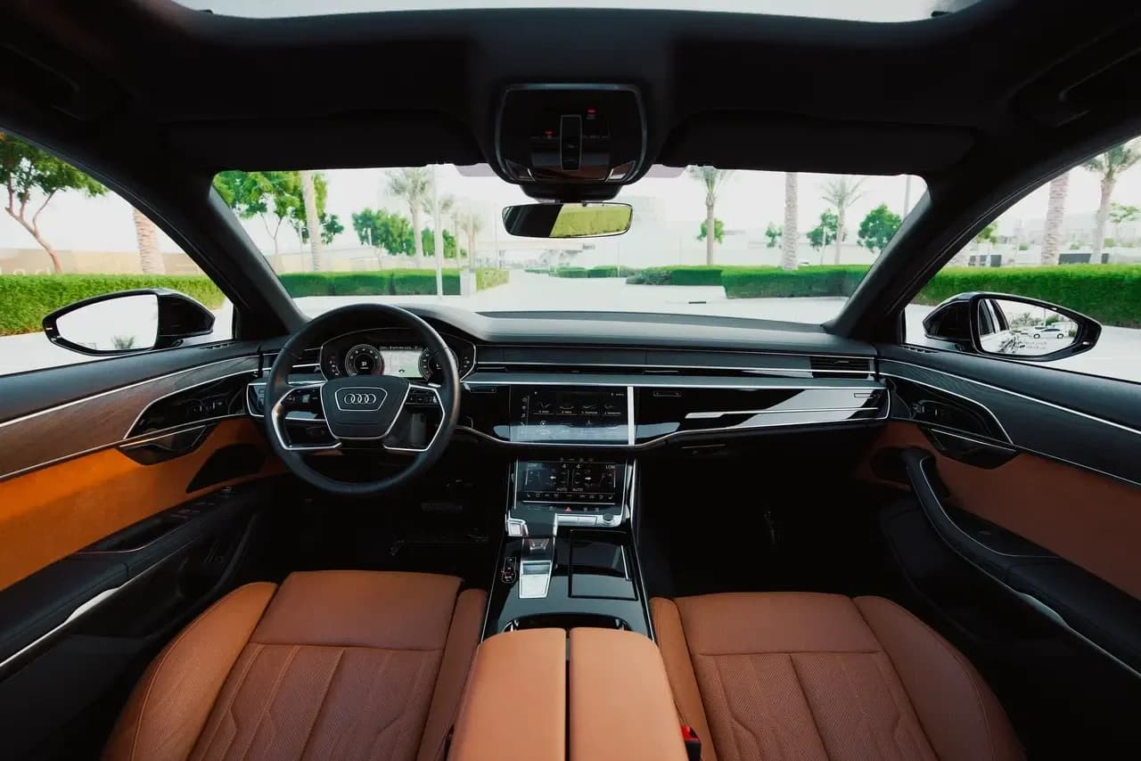 Audi Audi A8 - Luxury rental car (2025) - image 5