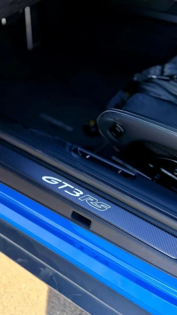 Porsche Porsche 911 - Sports rental car (2025) - image 3