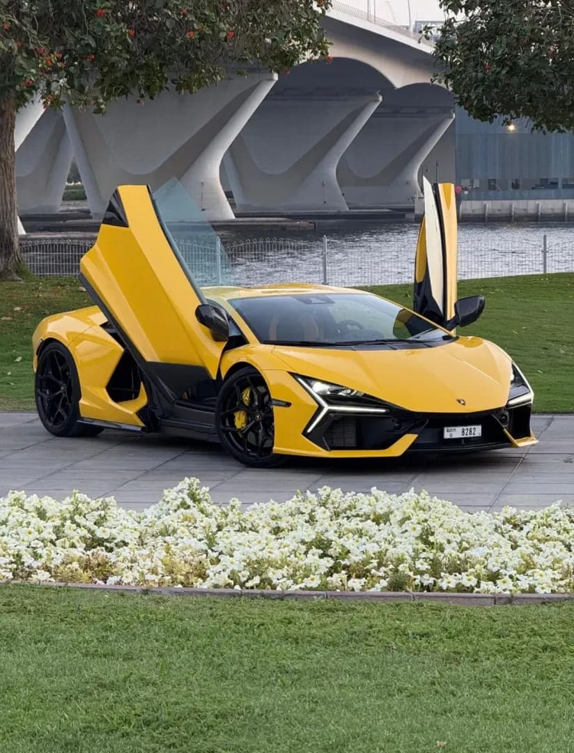 Lamborghini Lamborghini Revuelto