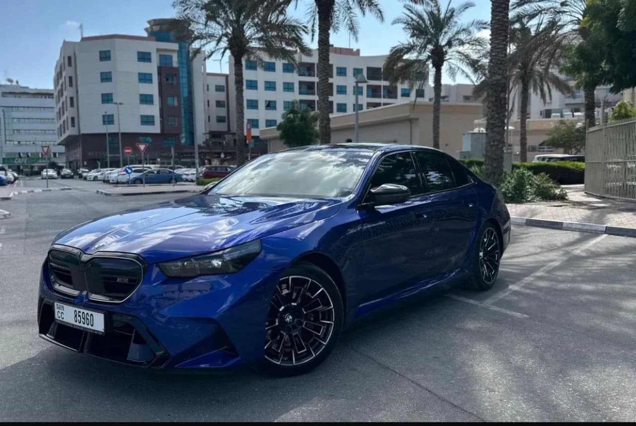 BMW BMW M5 - Sports rental car (2025) - image 1