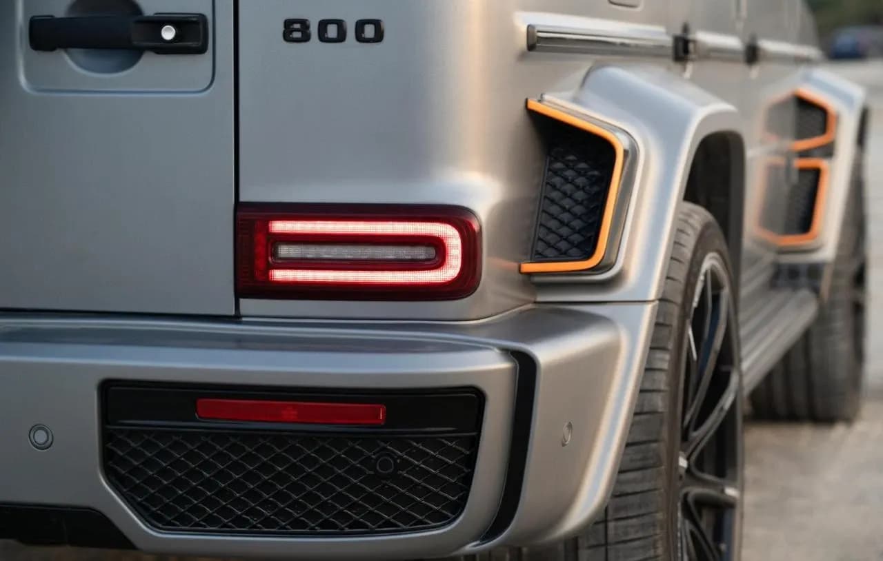 Brabus Brabus - Luxury rental car (2022) - image 3