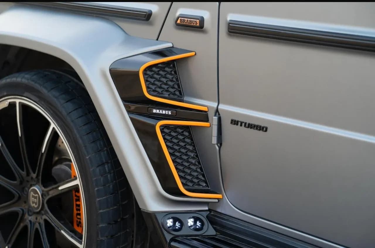 Brabus Brabus - Luxury rental car (2022) - image 9