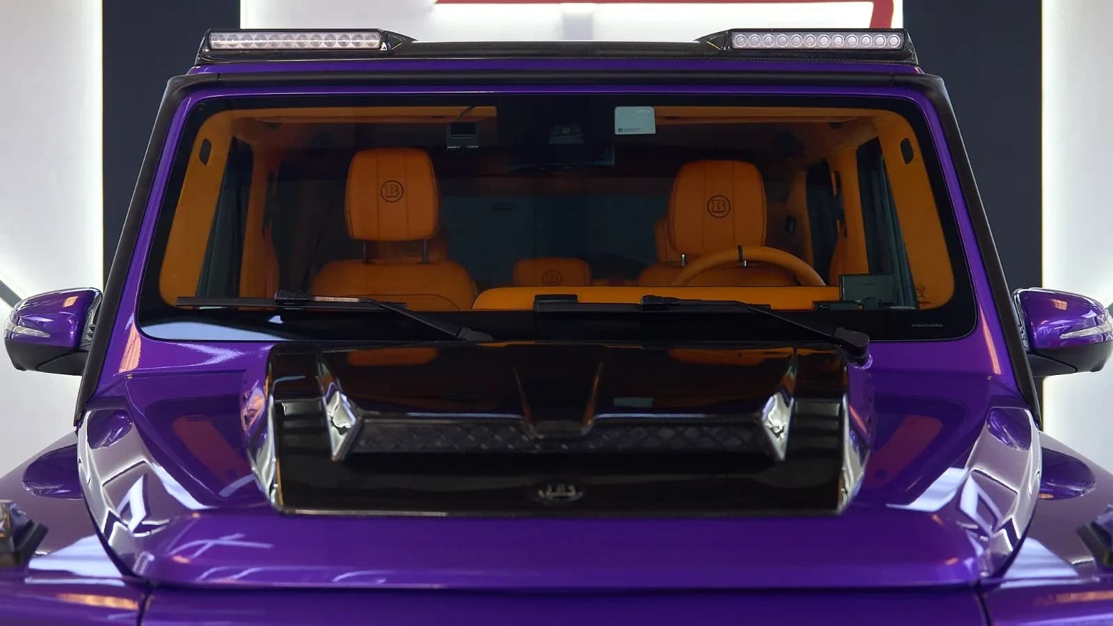 Brabus Brabus - Luxury rental car (2022) - image 2