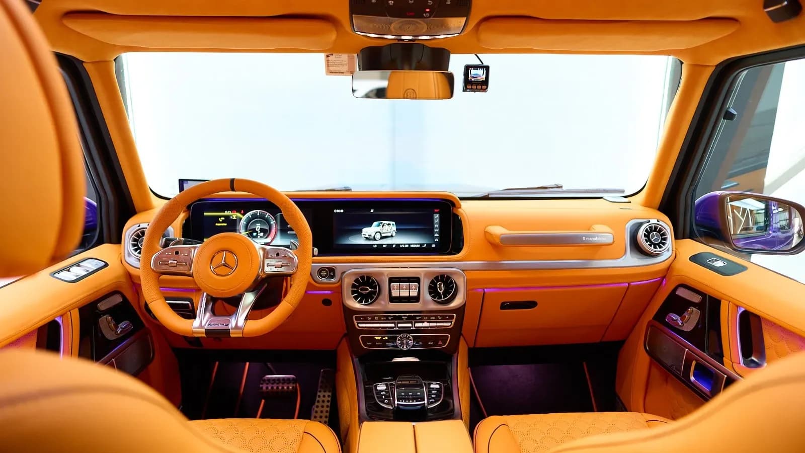 Brabus Brabus - Luxury rental car (2022) - image 5