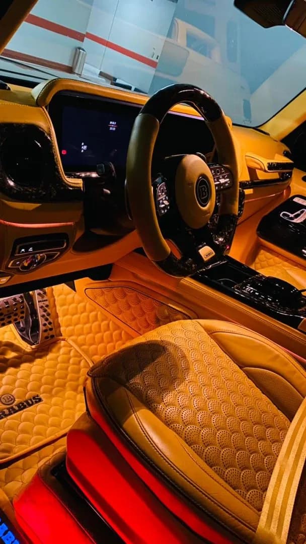 Brabus Brabus - Luxury rental car (2023) - image 6