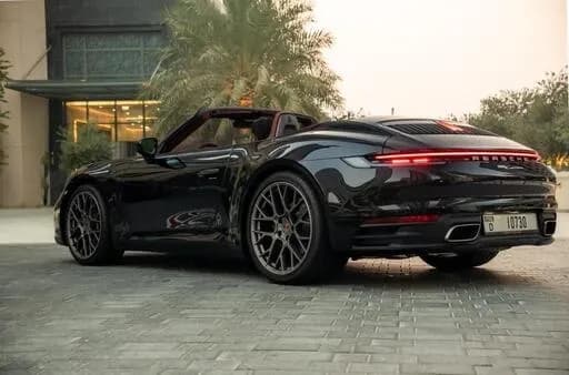 Porsche Porsche 911 Carrera 4S Spyder - Sports rental car (2023) - image 2