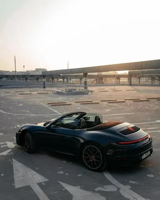 Porsche Porsche 911 Carrera 4S Spyder - Sports rental car (2023) - image 7