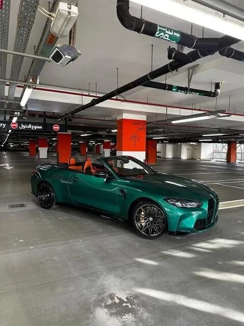 BMW BMW M4 Competition Convertible - Sports rental car (2025) - image 4