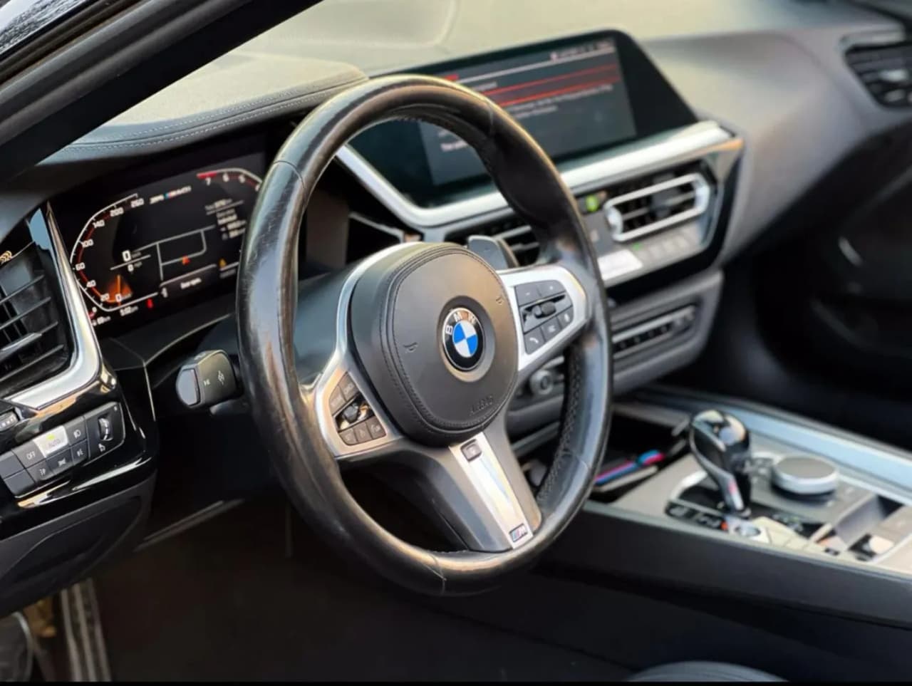 BMW BMW Z4 - Sports rental car (2023) - image 4