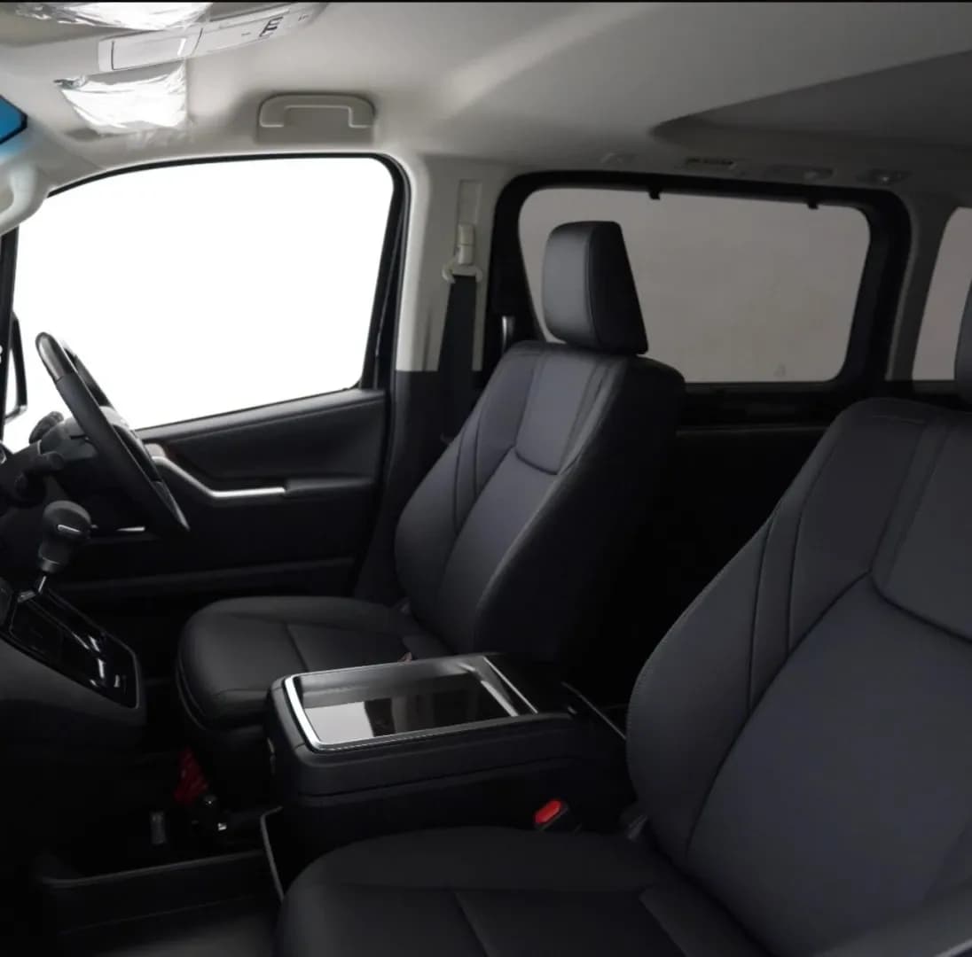 Toyota Toyota - 7 Seater Car rental car (2023) - image 13