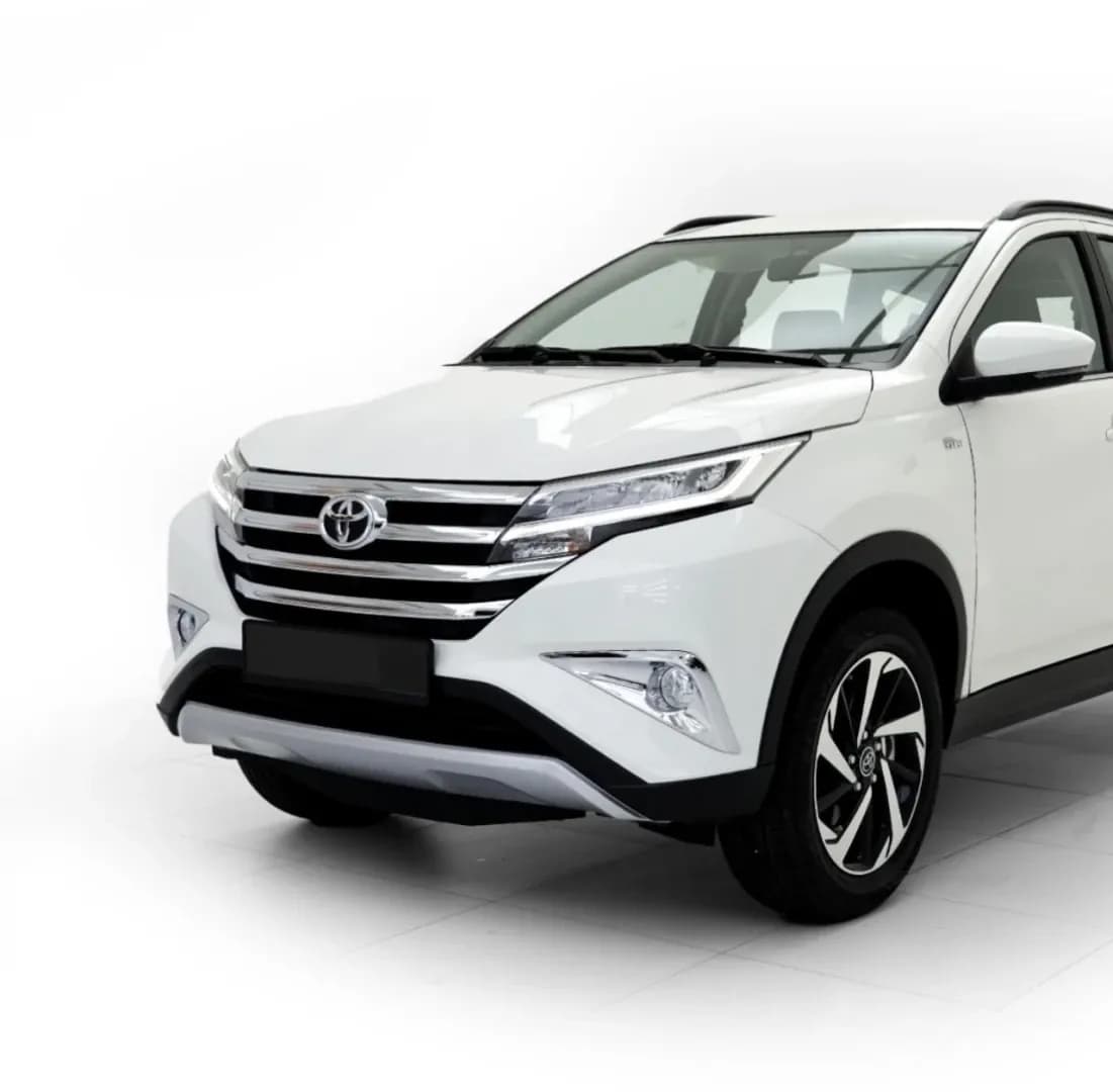 Toyota Toyota Rush - 7 Seater Car rental car (2022) - image 9
