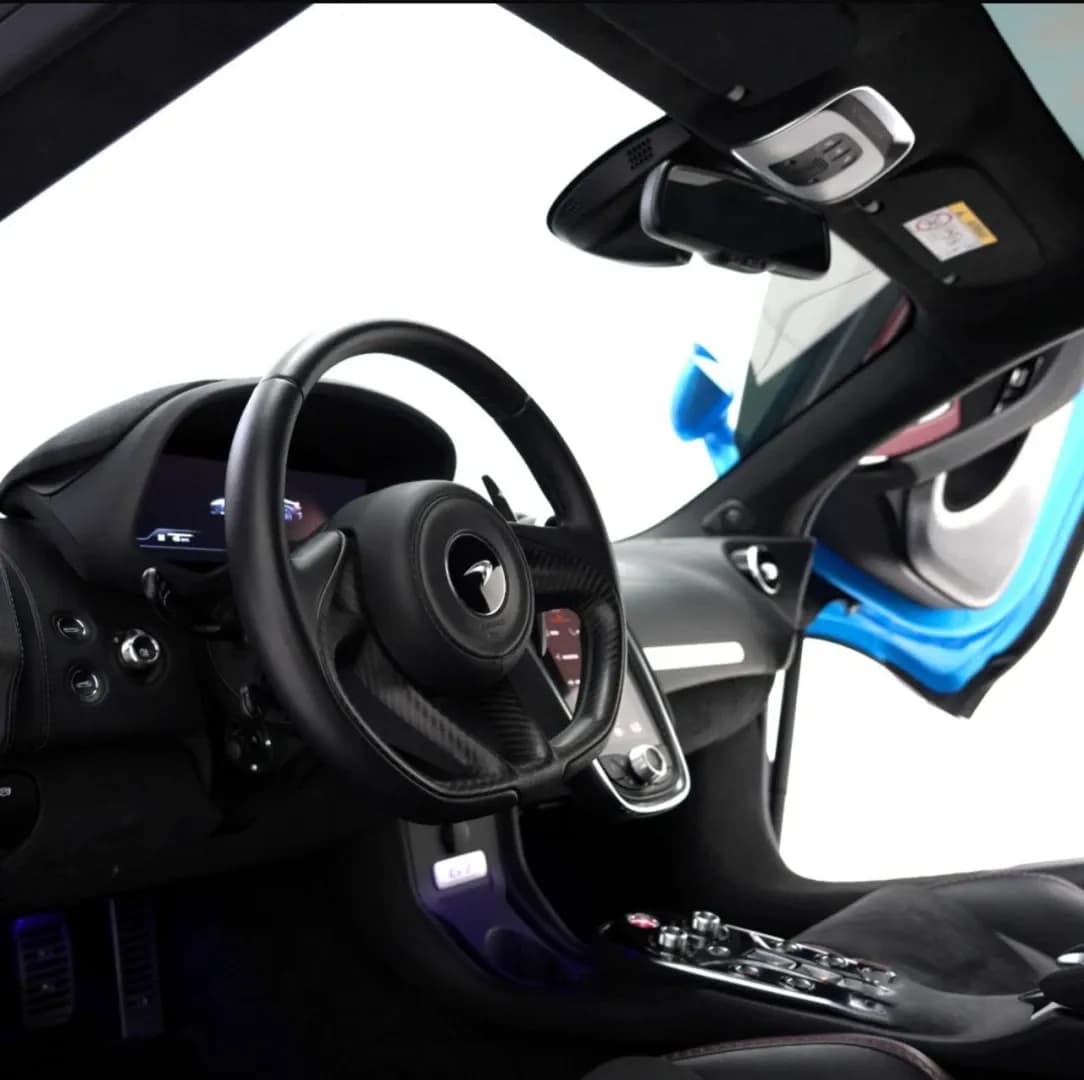 McLaren Mclaren GT - Sports rental car (2022) - image 6