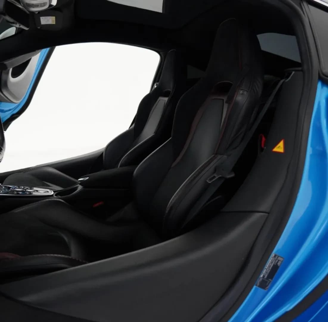 McLaren Mclaren GT - Sports rental car (2022) - image 15