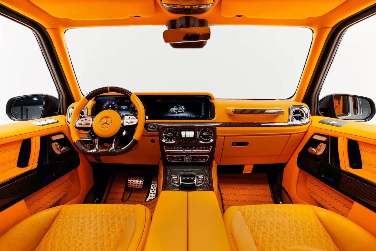 Brabus Mercedes Benz AMG G63 Brabus 900 Rocket Edition Guryin - Luxury rental car (2022) - image 18