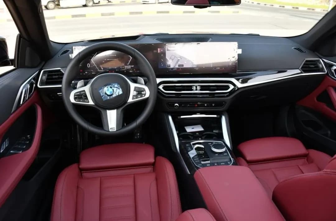 BMW BMW 420i Convertible - Luxury rental car (2024) - image 6