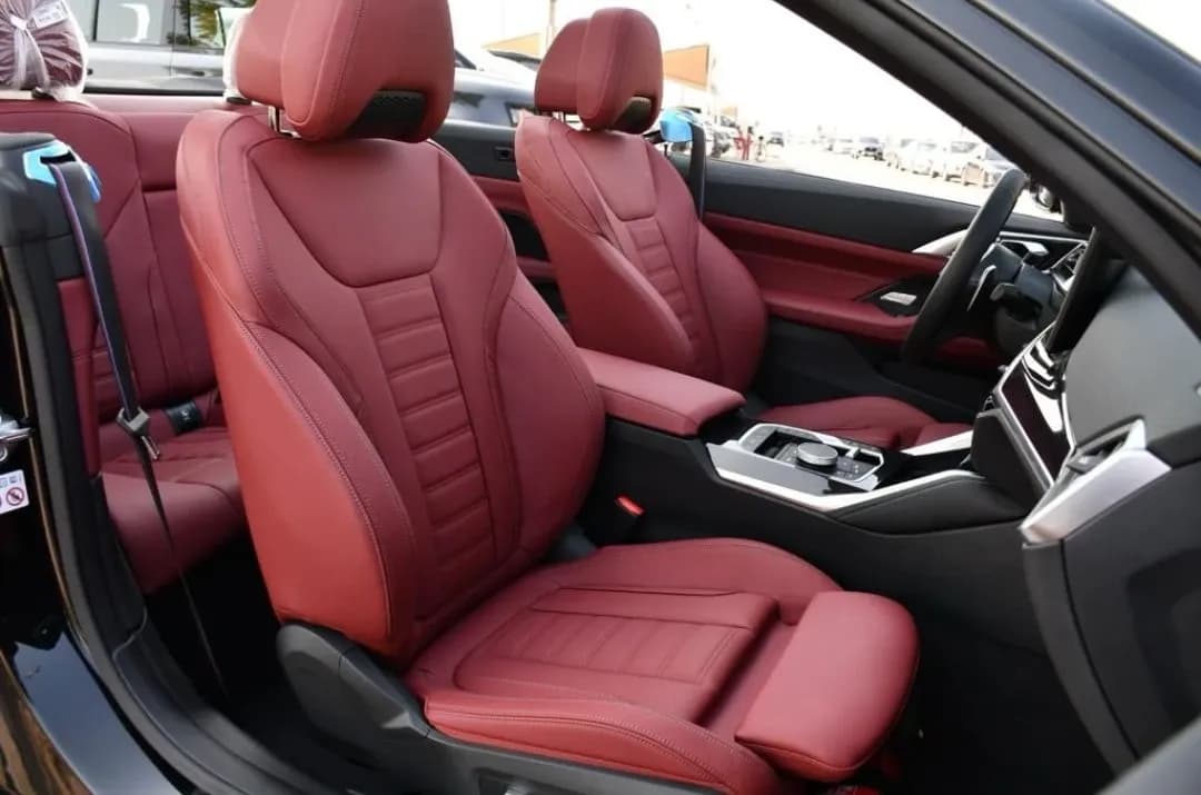 BMW BMW 420i Convertible - Luxury rental car (2024) - image 17