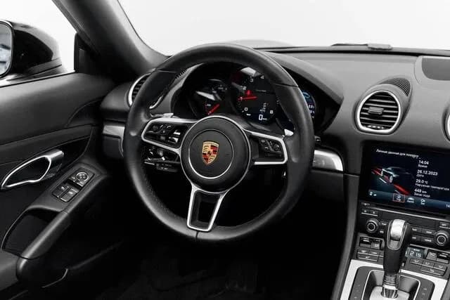 Porsche Porsche 718 Boxster - Sports rental car (2023) - image 2