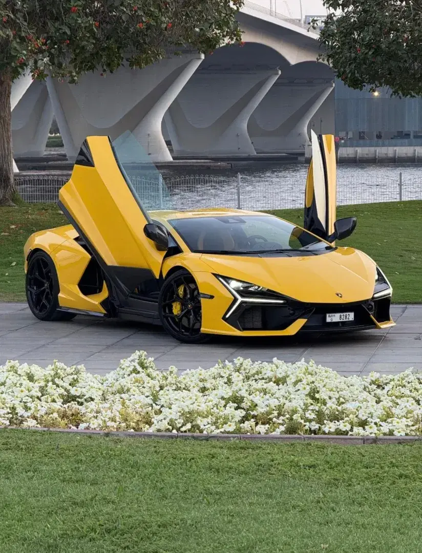 Lamborghini Lamborghini Revuelto